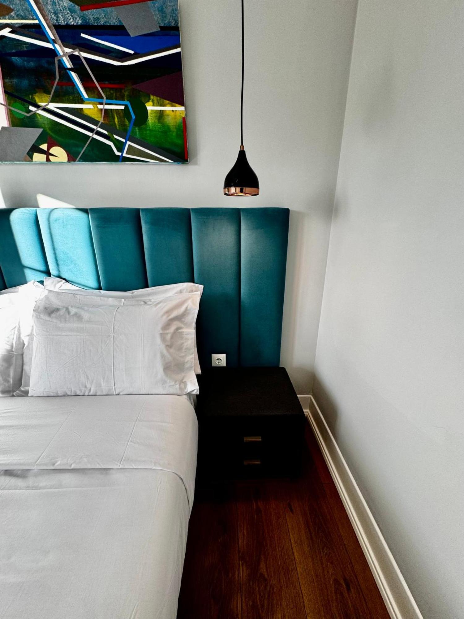 Relax And Explore Lisbon Suites And Rooms Exterior photo